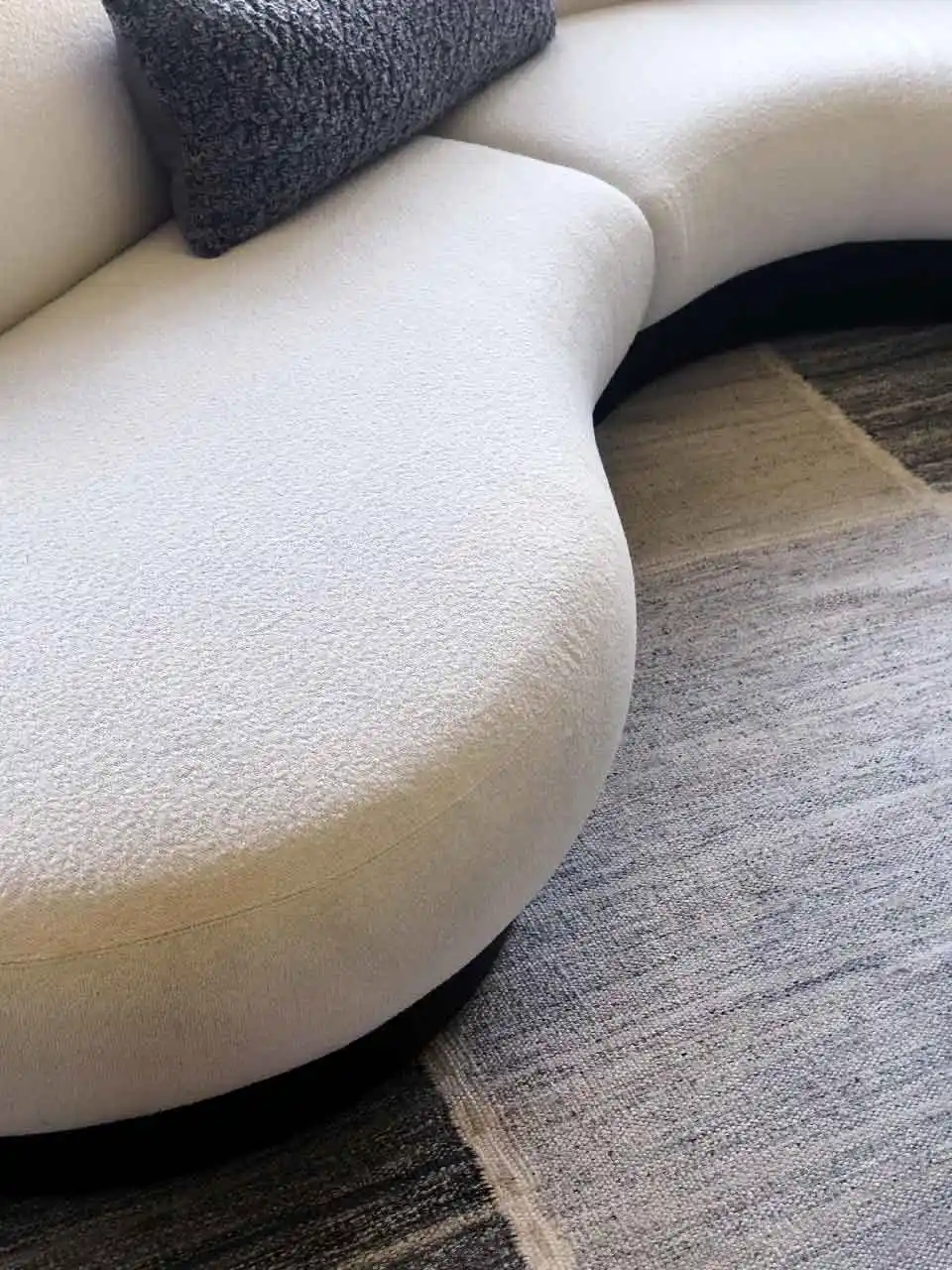 Curvy couch